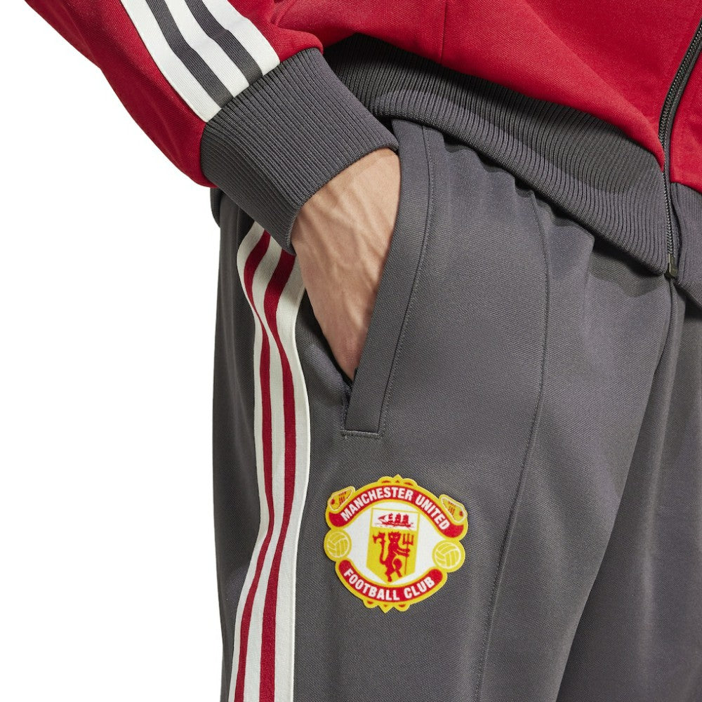 Manchester United Originals adicolor Track Pants Black | Adidas online
