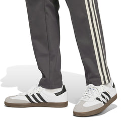 Juventus Originals adicolor Track Pants Black | Adidas Sale