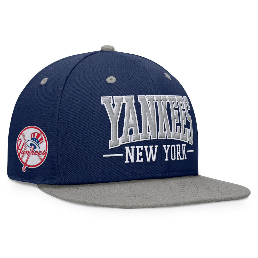 New York Yankees Fanatics Fundamental Bold Snapback Hat - MLB