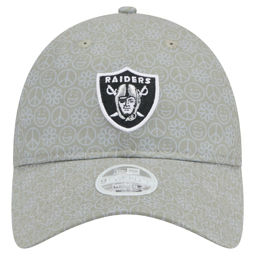 Las Vegas Raiders New Era Women's Smiley 9TWENTY Adjustable Hat Silver | NFL