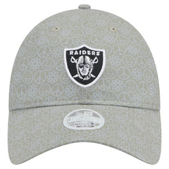 Las Vegas Raiders New Era Women's Smiley 9TWENTY Adjustable Hat Silver | NFL