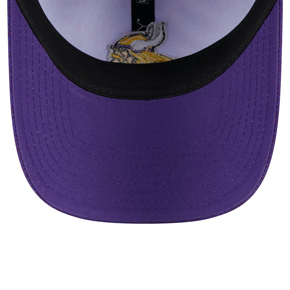 Minnesota Vikings New Era Women's Smiley 9TWENTY Adjustable Hat Purple | NFL