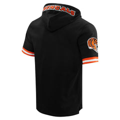 Joe Burrow Cincinnati Bengals Pro Standard Player Name & Number Hoodie T-Shirt Black | NFL