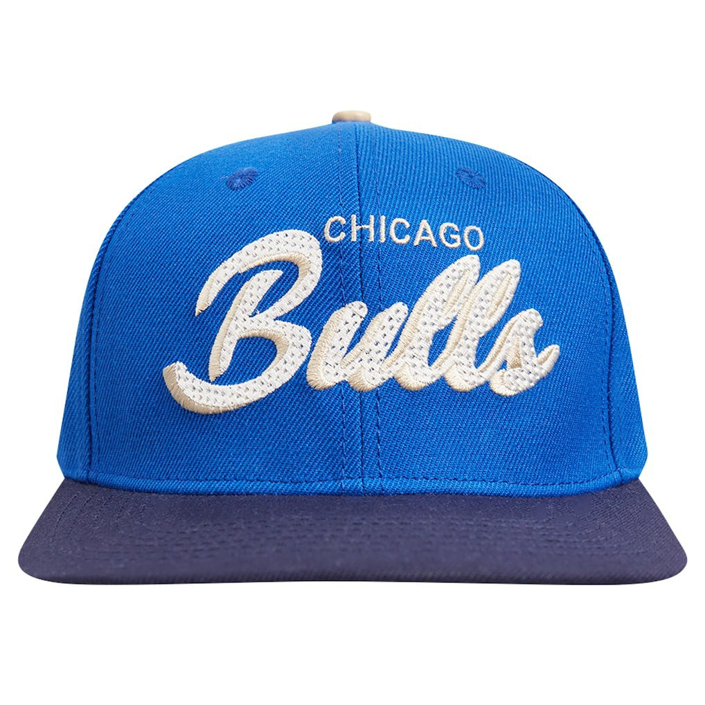 Chicago Bulls Pro Standard Legacy Snapback Hat Blue/Navy - NBA