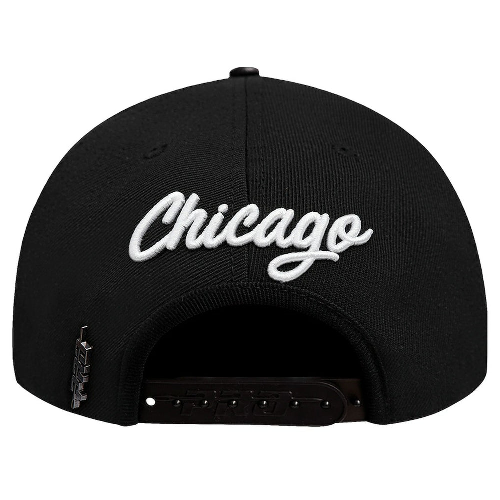 Chicago Bulls Pro Standard Paint the City Pinch Front Snapback Hat Black - NBA