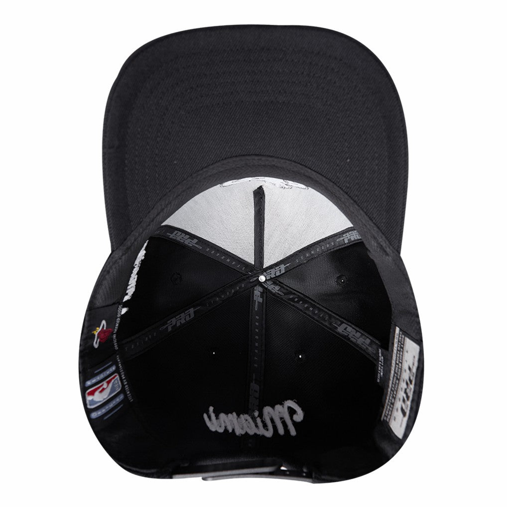 Miami Heat Pro Standard Paint the City Pinch Front Snapback Hat Black - NBA