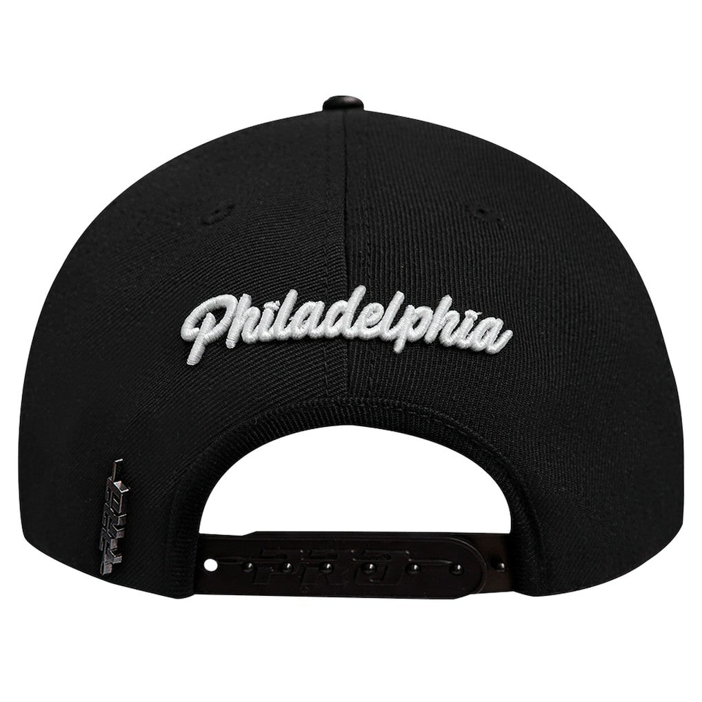 Philadelphia 76ers Pro Standard Paint the City Pinch Front Snapback Hat Black - NBA
