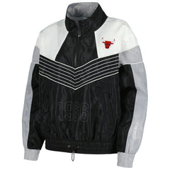 Chicago Bulls The Wild Collective Women's Courtside Half-Zip Track Jacket Black - NBA