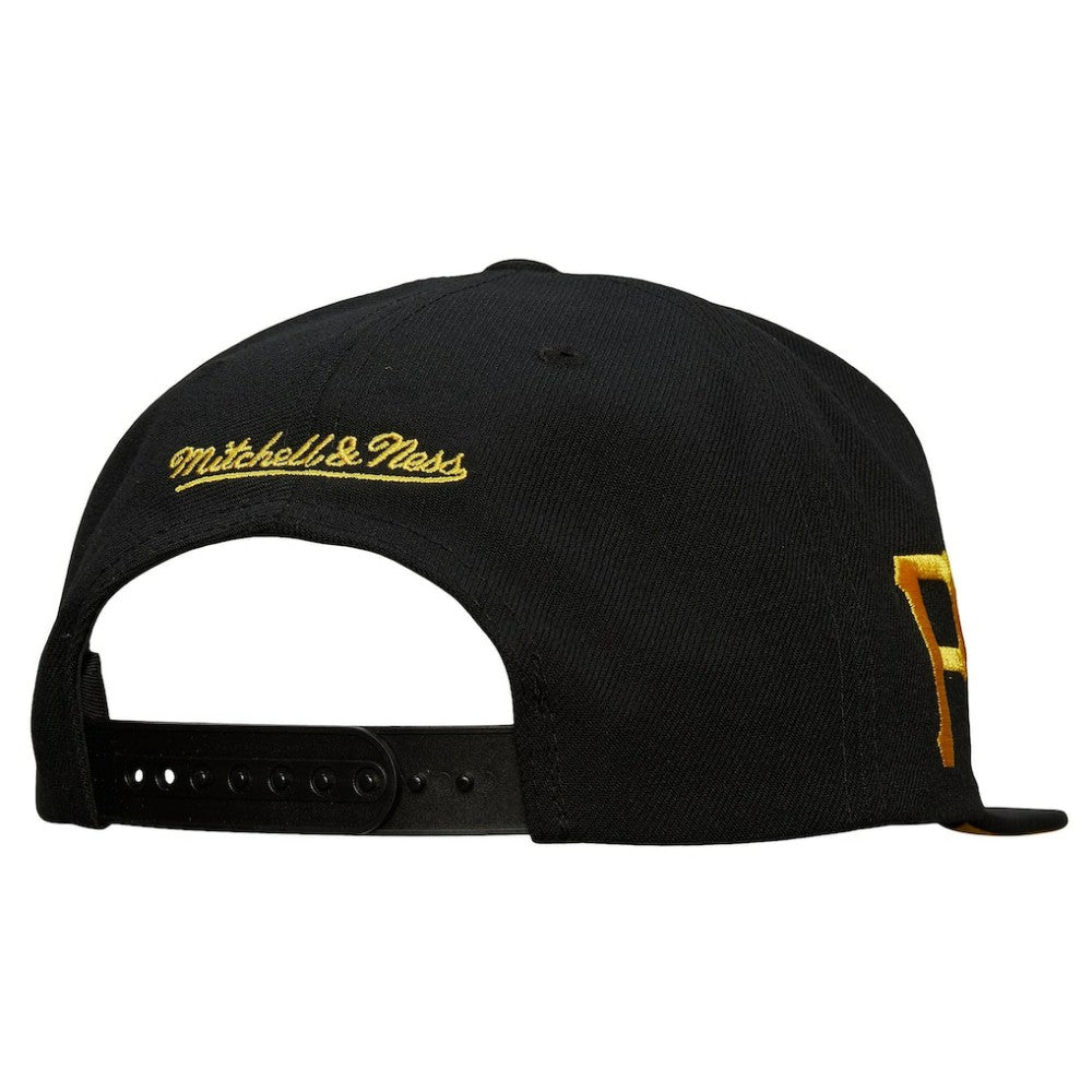 Pittsburgh Pirates Mitchell & Ness Team Tagged Snapback Hat - MLB