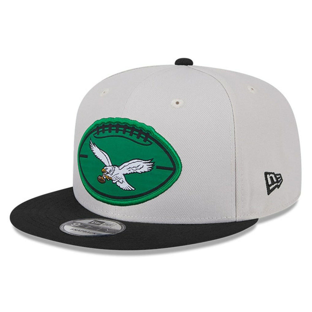Philadelphia Eagles New Era 2024 Sideline Historic 9FIFTY Snapback Hat Stone/Black | NFL