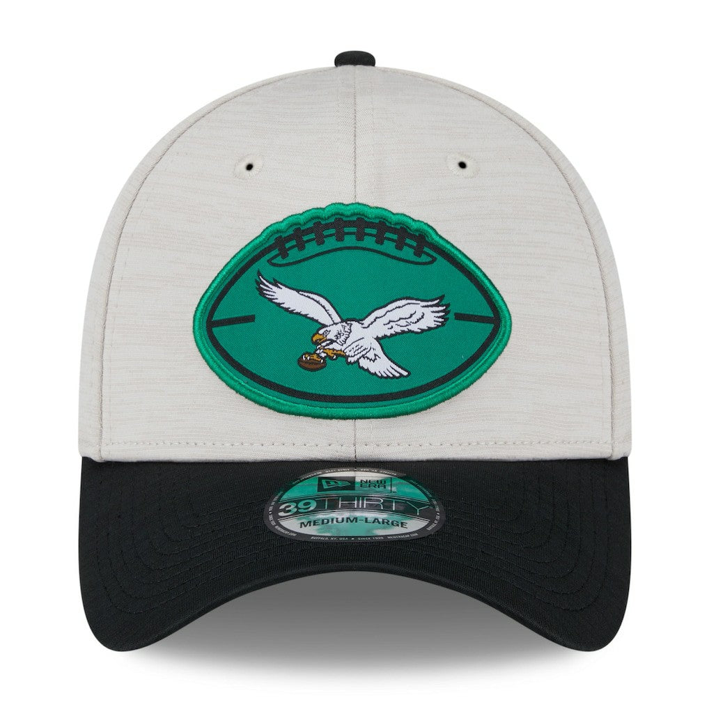 Philadelphia Eagles New Era 2024 Sideline Historic 39THIRTY Flex Hat Stone/Black | NFL