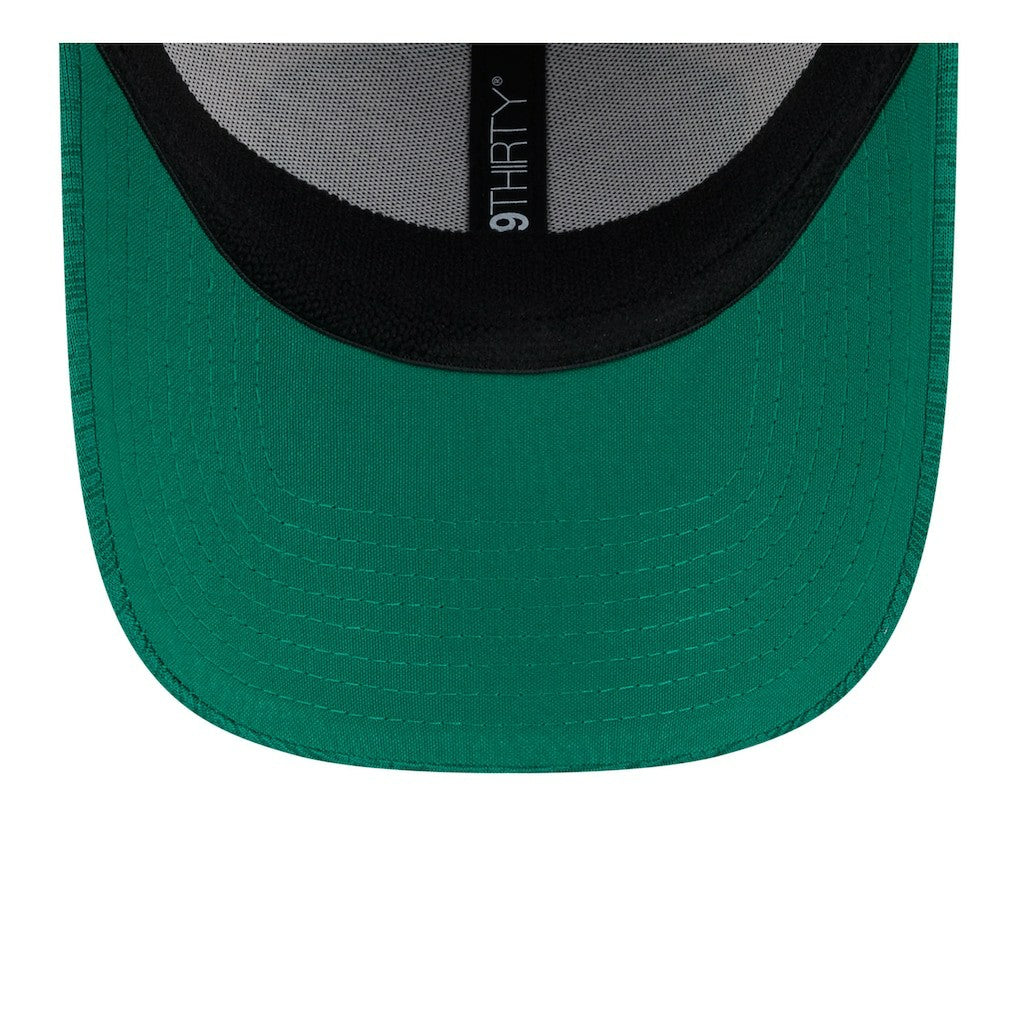 Philadelphia Eagles New Era 2024 Sideline Historic 39THIRTY Flex Hat Stone/Midnight Green | NFL