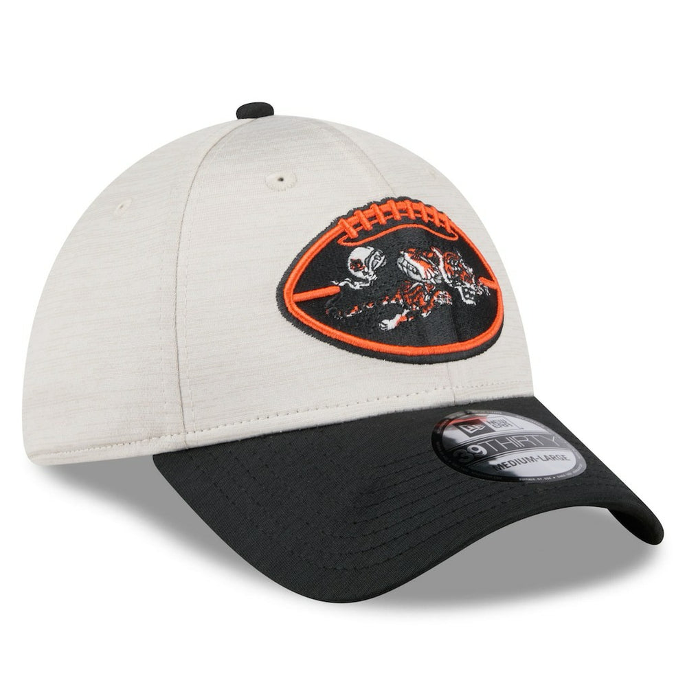 Cincinnati Bengals New Era 2024 Sideline Historic 39THIRTY Flex Hat Stone/Black | NFL