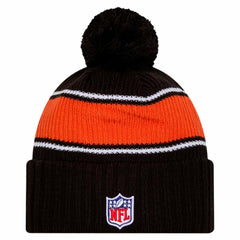 Cincinnati Bengals New Era Youth 2024 Sideline Sport Cuffed Knit Hat with Pom Black | NFL
