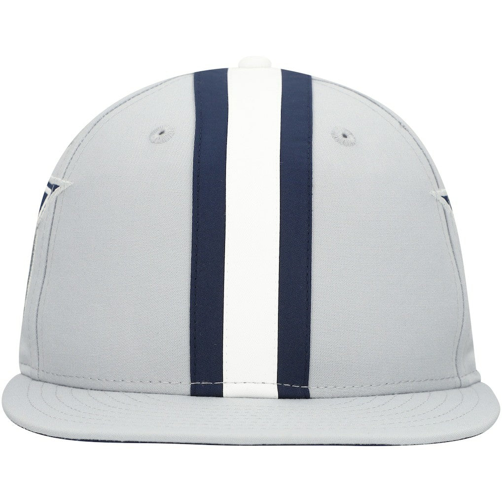 Dallas Cowboys New Era Helmet 9FIFTY Snapback Hat Gray | NFL