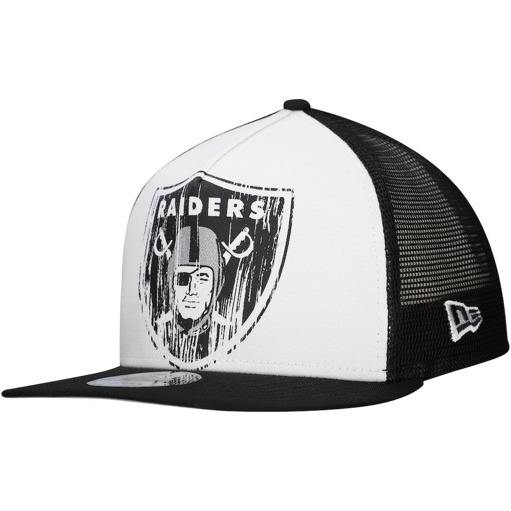 New Era Las Vegas Raiders Distressed 9FIFTY A-Frame Snapback Hat White/Black | NFL