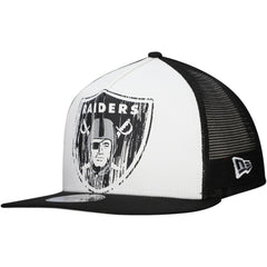 New Era Las Vegas Raiders Distressed 9FIFTY A-Frame Snapback Hat White/Black | NFL