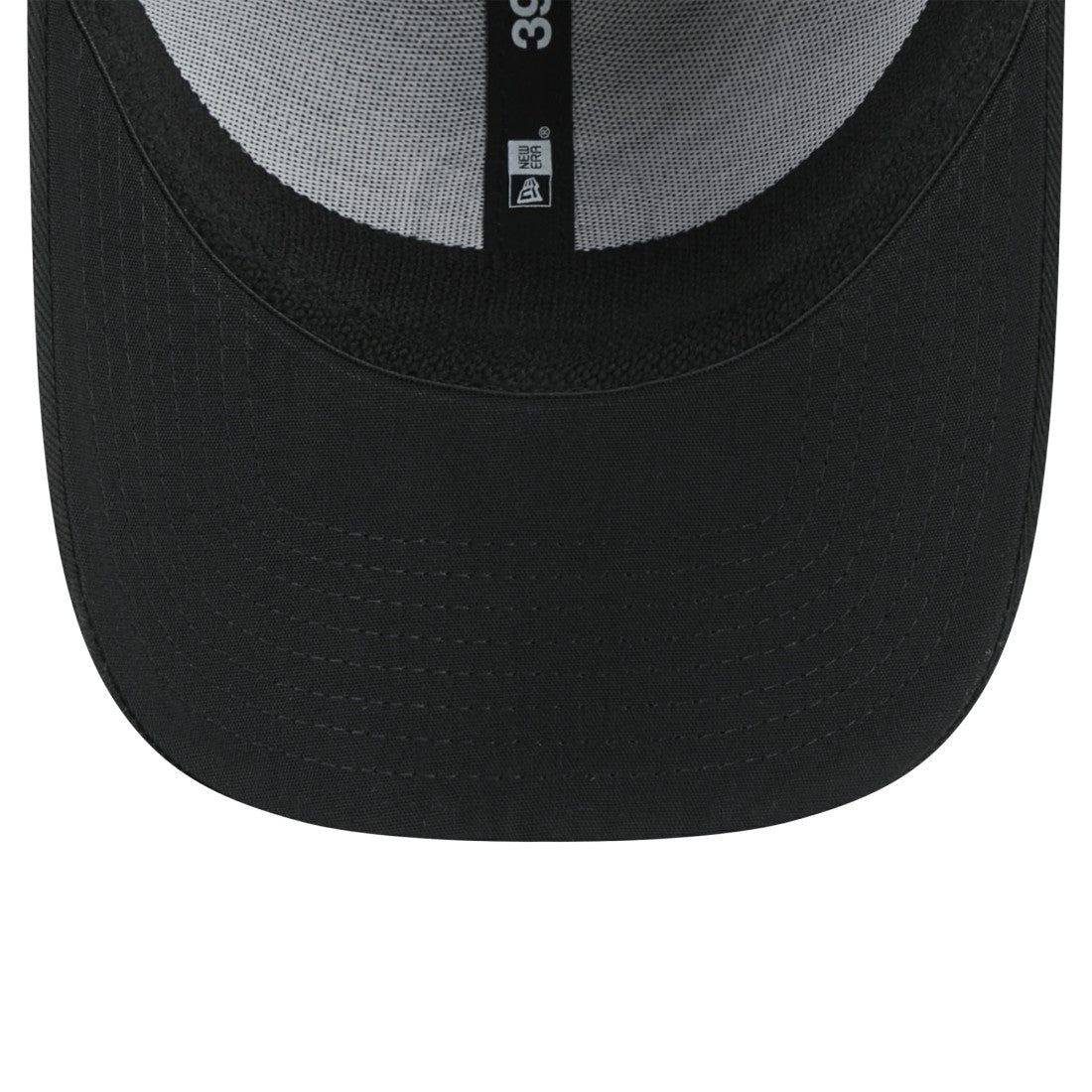 New Era Tennessee Titans Black Main Neo 39THIRTY Flex Hat | NFL