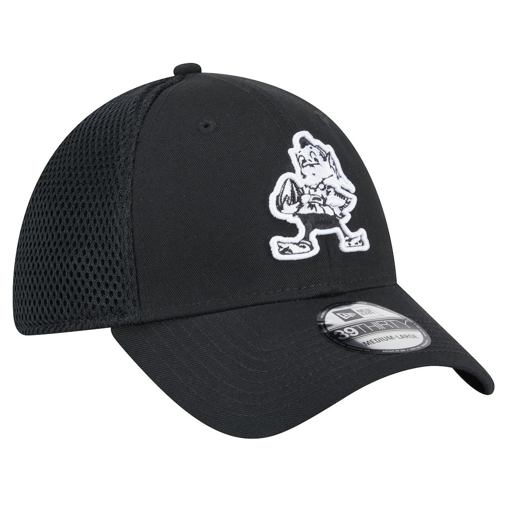 Cleveland Browns New Era Main Neo 39THIRTY Flex Hat Black | NFL