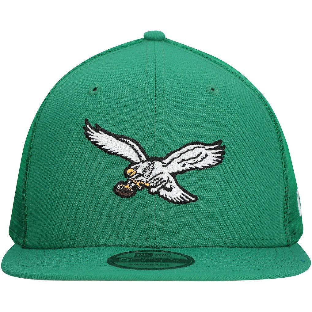 Philadelphia Eagles New Era Throwback Main Trucker 9FIFTY Snapback Hat Kelly Green | NFL