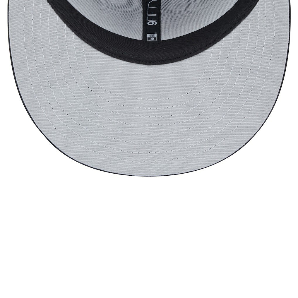 New Era Cincinnati Bengals Black Main Trucker 9FIFTY Snapback Hat | NFL