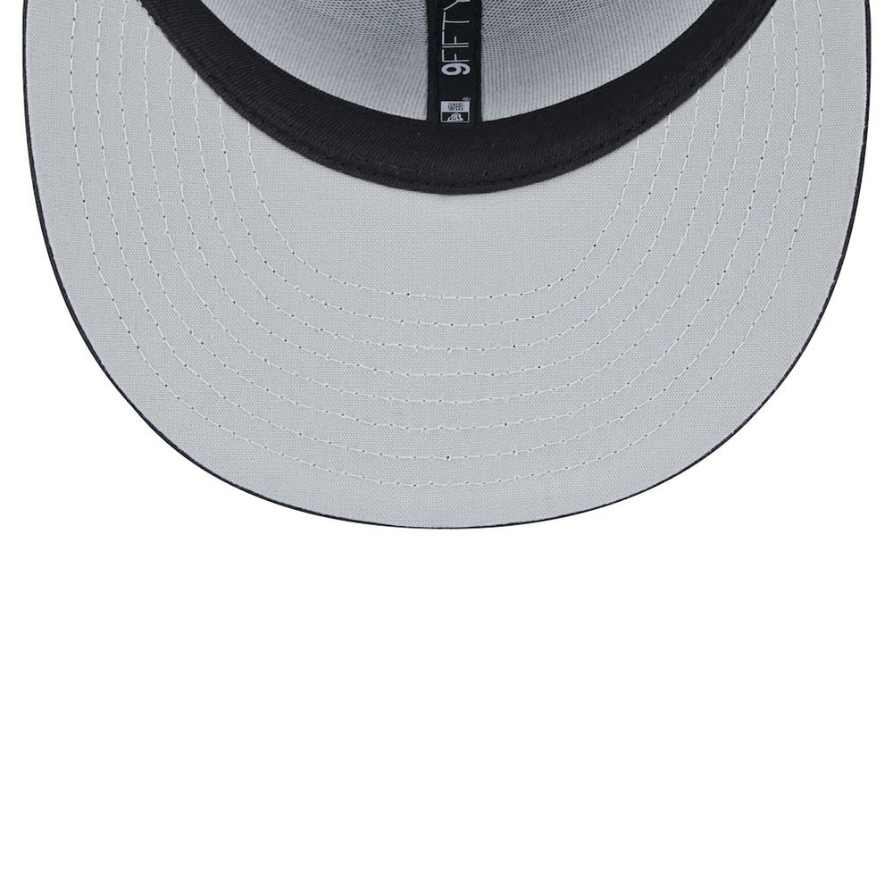 New Era Cincinnati Bengals Black Main Trucker 9FIFTY Snapback Hat | NFL