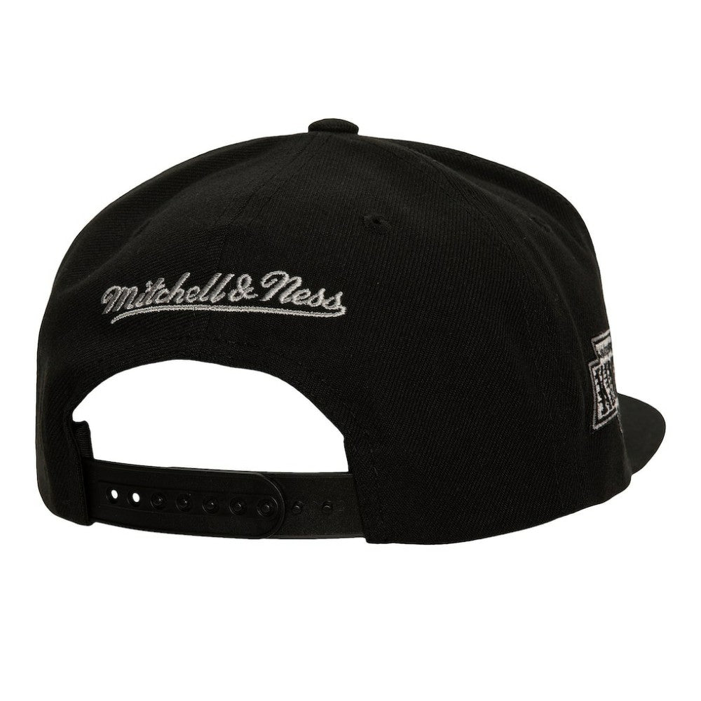 Los Angeles Kings Mitchell & Ness Retro Script Colorblock Snapback Hat - Black - NHL