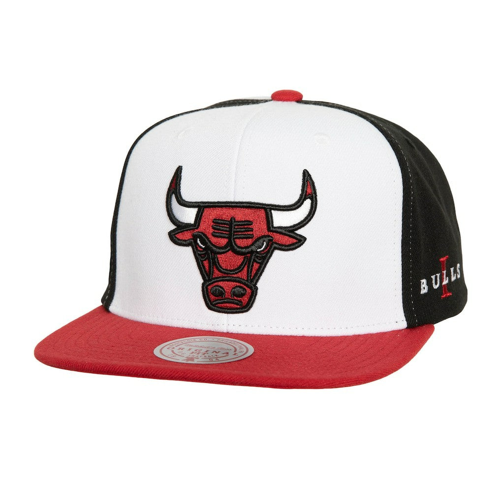 Chicago Bulls Core Snapback Hat White/Red - NBA