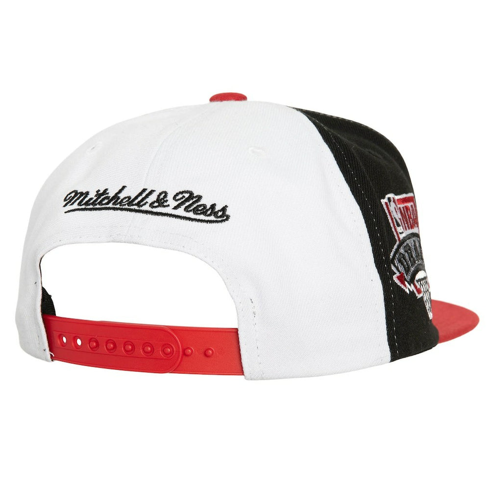 Chicago Bulls Core Snapback Hat White/Red - NBA