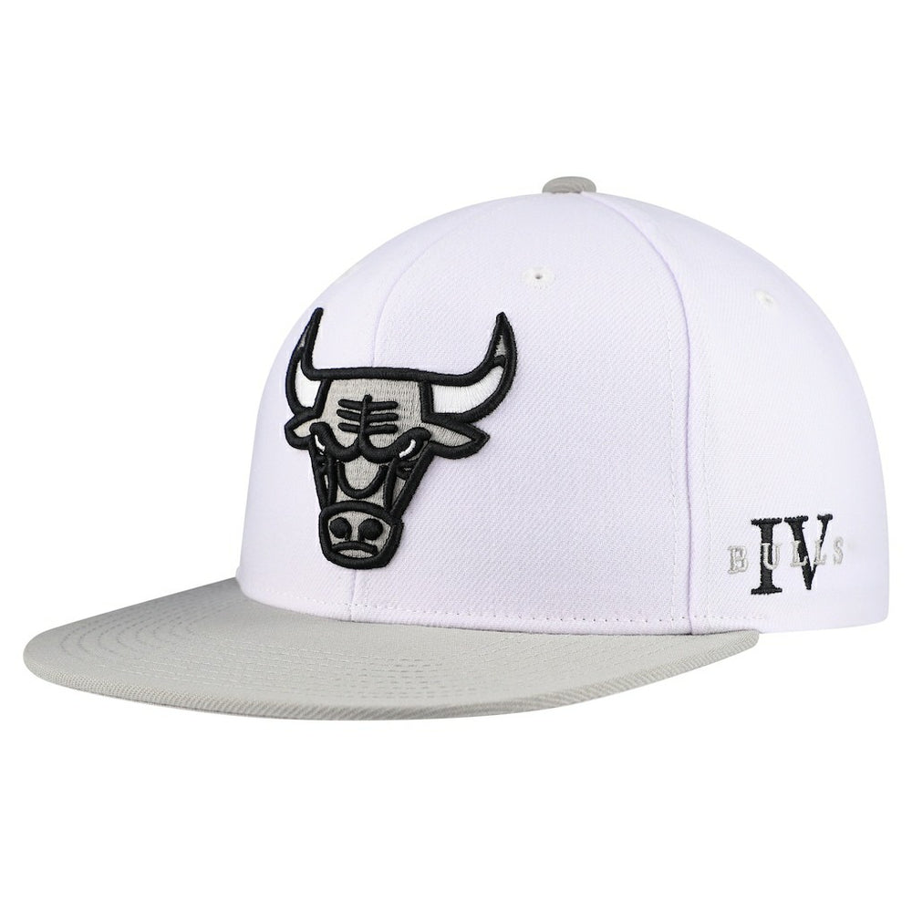Chicago Bulls Core Snapback Hat White - NBA