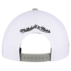 Chicago Bulls Core Snapback Hat White - NBA