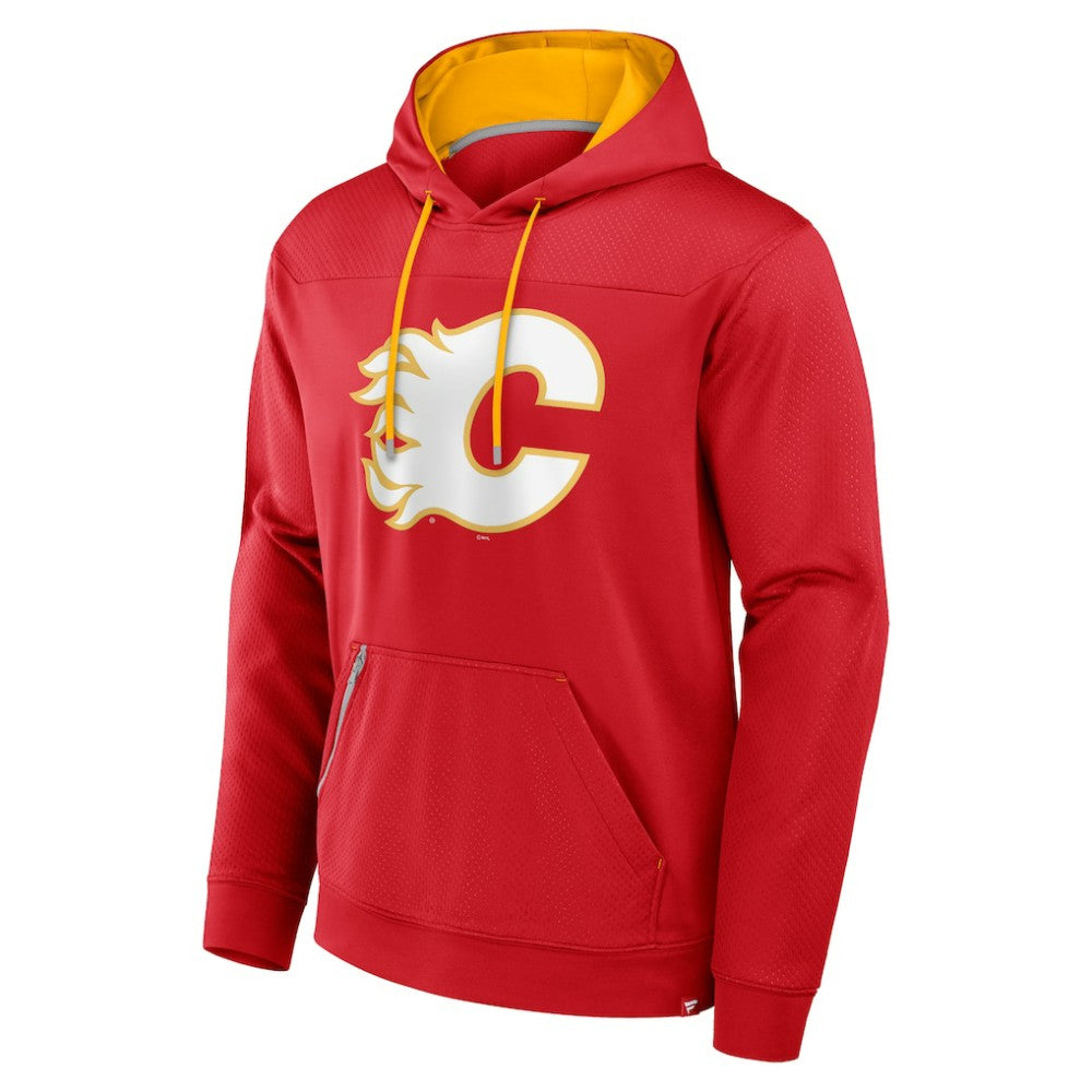 Calgary Flames Fanatics Defender Pullover Hoodie - Red - NHL