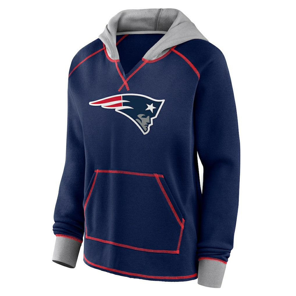 New England Patriots Logo Athletic Women's Boom Fleece Pullover V-Neck Hoodie Navy | NFL