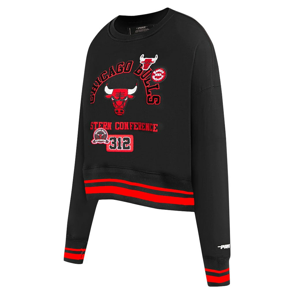 Chicago Bulls Pro Standard Women's Area Code Cropped Pullover Sweatshirt Black - NBA