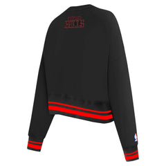 Chicago Bulls Pro Standard Women's Area Code Cropped Pullover Sweatshirt Black - NBA