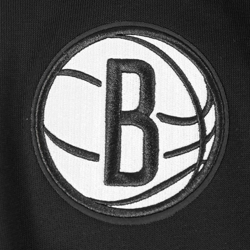 Brooklyn Nets Pro Standard Women's Paint The City Cropped Pullover Sweatshirt Black - NBA