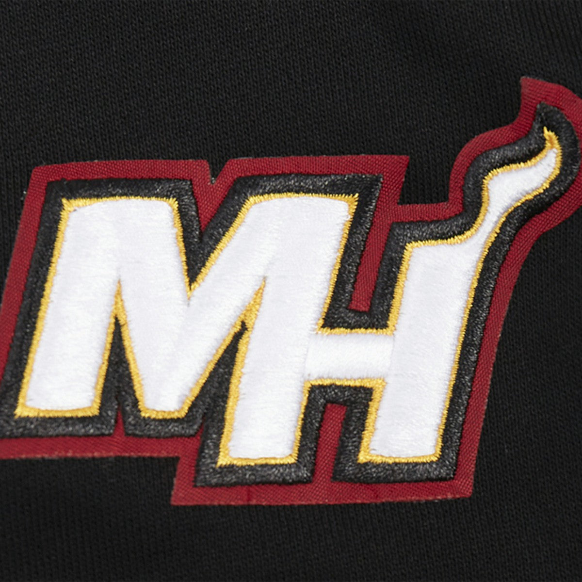 Miami Heat Pro Standard Women's Jewels Cropped Pullover Hoodie Black - NBA