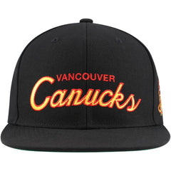 Vancouver Canucks Mitchell & Ness Core Team Script 2.0 Snapback Hat - Black - NHL