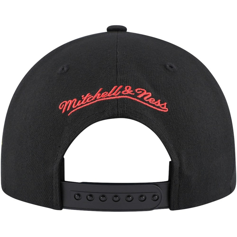 Vancouver Canucks Mitchell & Ness Core Team Script 2.0 Snapback Hat - Black - NHL