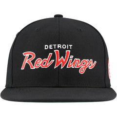Detroit Red Wings Mitchell & Ness Core Team Script 2.0 Snapback Hat - Black - NHL