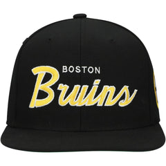 Boston Bruins Mitchell & Ness Core Team Script 2.0 Snapback Hat - Black - NHL