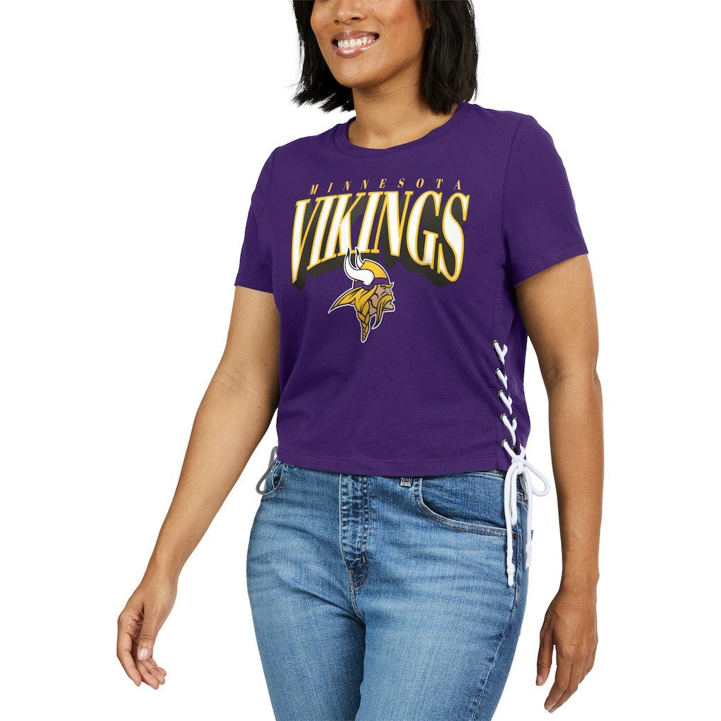Minnesota Vikings WEAR by Erin Andrews Women's Lace Up Side Modest Cropped T-Shirt Purple | NFL