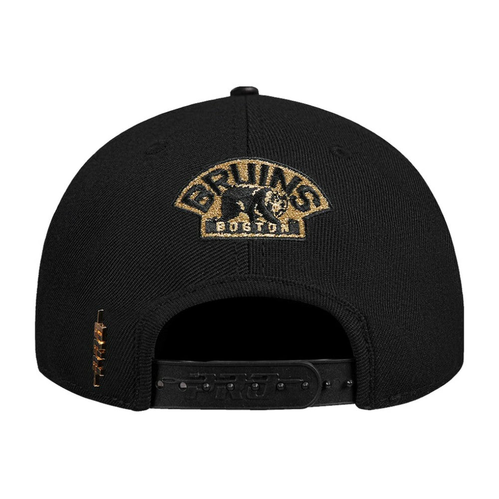 Boston Bruins Pro Standard Metallic Logo Pinch Front Adjustable Hat - Black - NHL