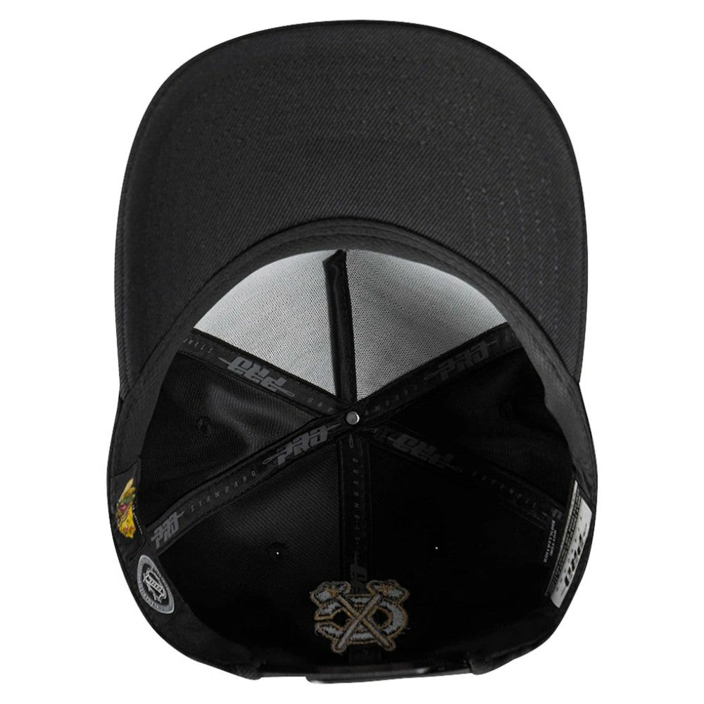 Chicago Blackhawks Pro Standard Metallic Logo Pinch Front Adjustable Hat - Black - NHL