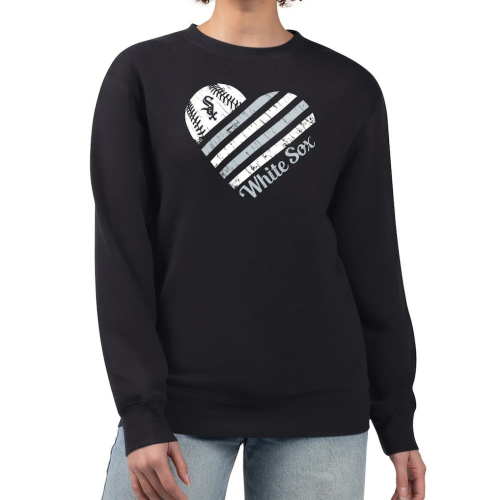 Chicago White Sox G-III 4Her by Carl Banks Women's Heart Logo Fleece Pullover Sweatshirt - MLB