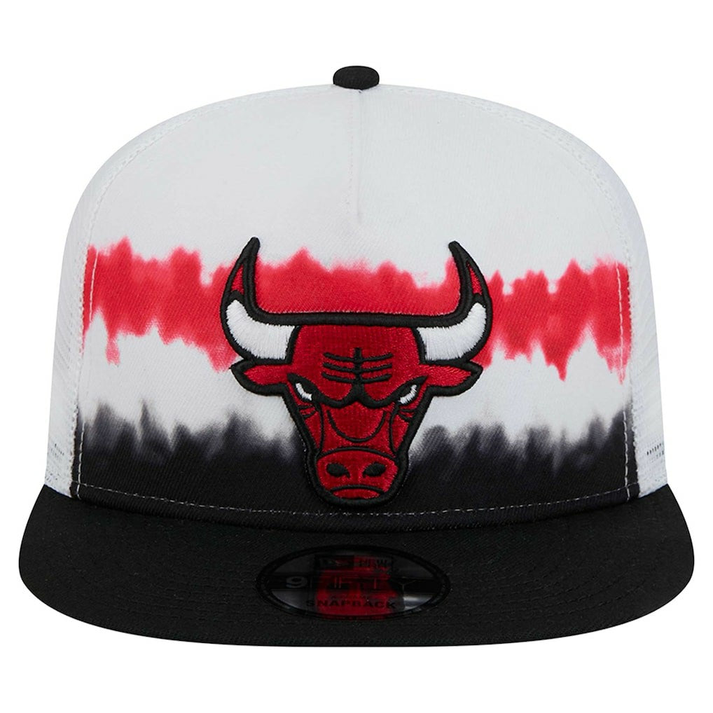 Chicago Bulls Dip-Dye 9FIFTY A-Frame Trucker Snapback Hat White/Black - NBA