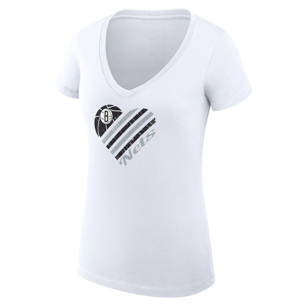 Brooklyn Nets G-III 4Her by Carl Banks Women's Super-Slim Fit Lightweight Heart V-Neck T-Shirt White - NBA
