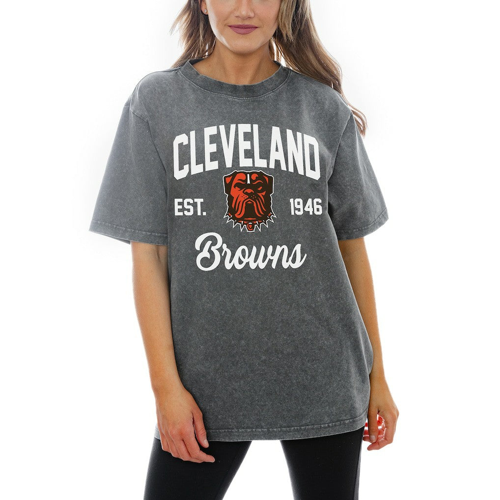 Cleveland Browns Gameday Couture Women's Titan Tackle Relaxed Fit Washed T-Shirt Gray | NFL