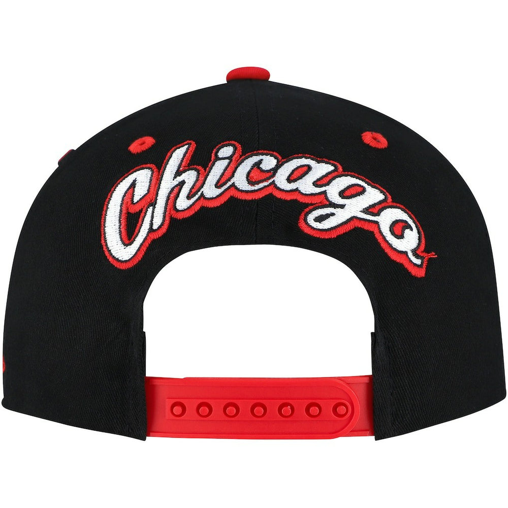 Chicago Bulls Backside Script 2-Tone Pro Crown Adjustable Hat Black/Red - NBA