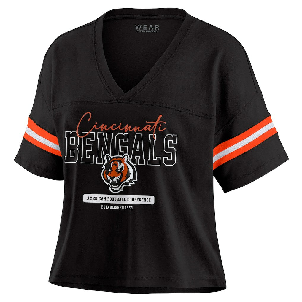 Cincinnati Bengals WEAR by Erin Andrews Women's Color Block Boxy Modest Crop V-Neck T-Shirt Black | NFL